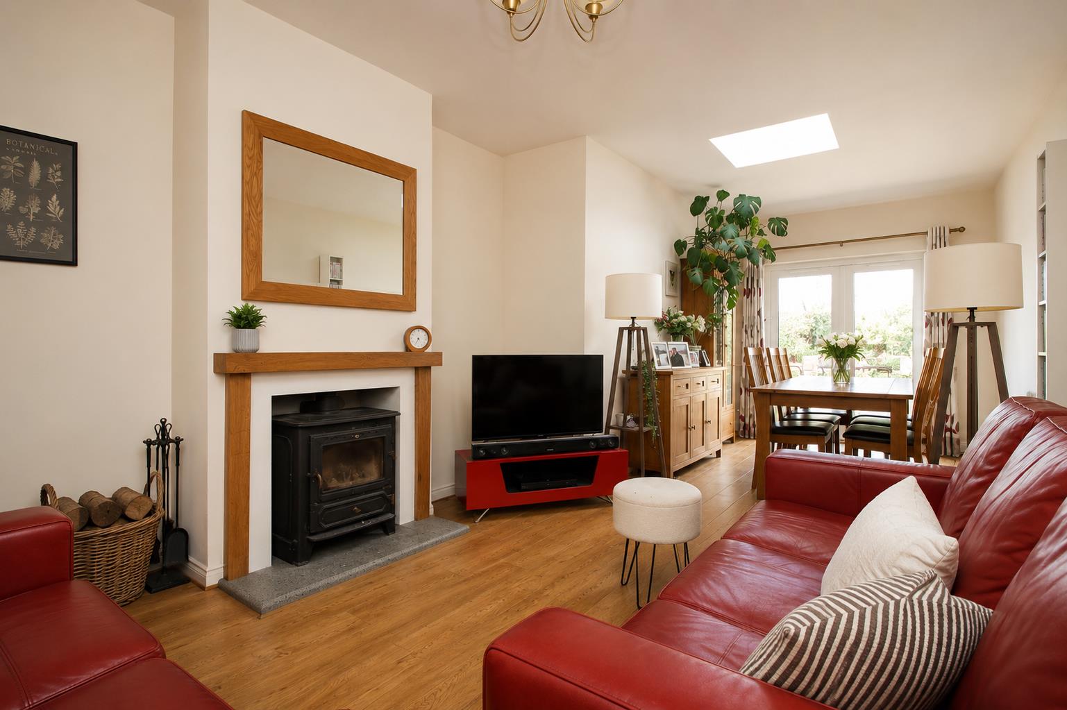 Beechwood Avenue, Tilehurst, Reading